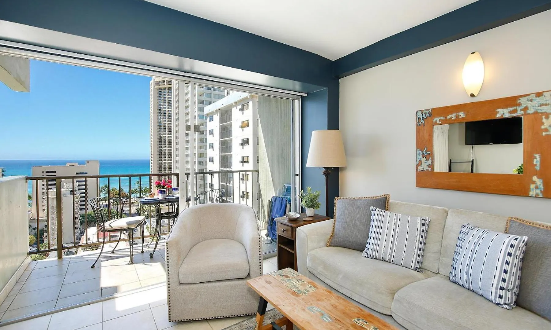 Waikiki Park Heights #1707 Bed & Breakfast Honolulu