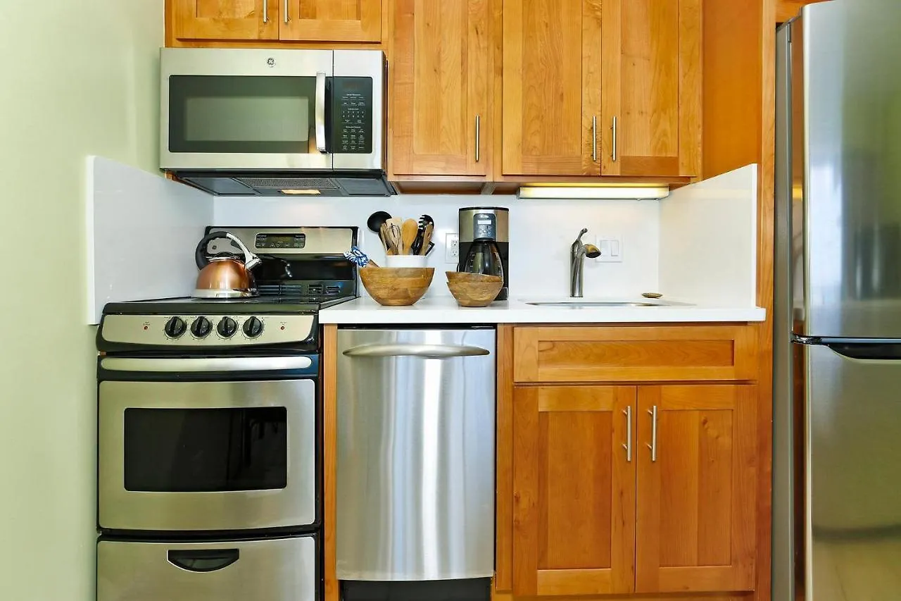 Waikiki Park Heights #1707 Bed & Breakfast Honolulu